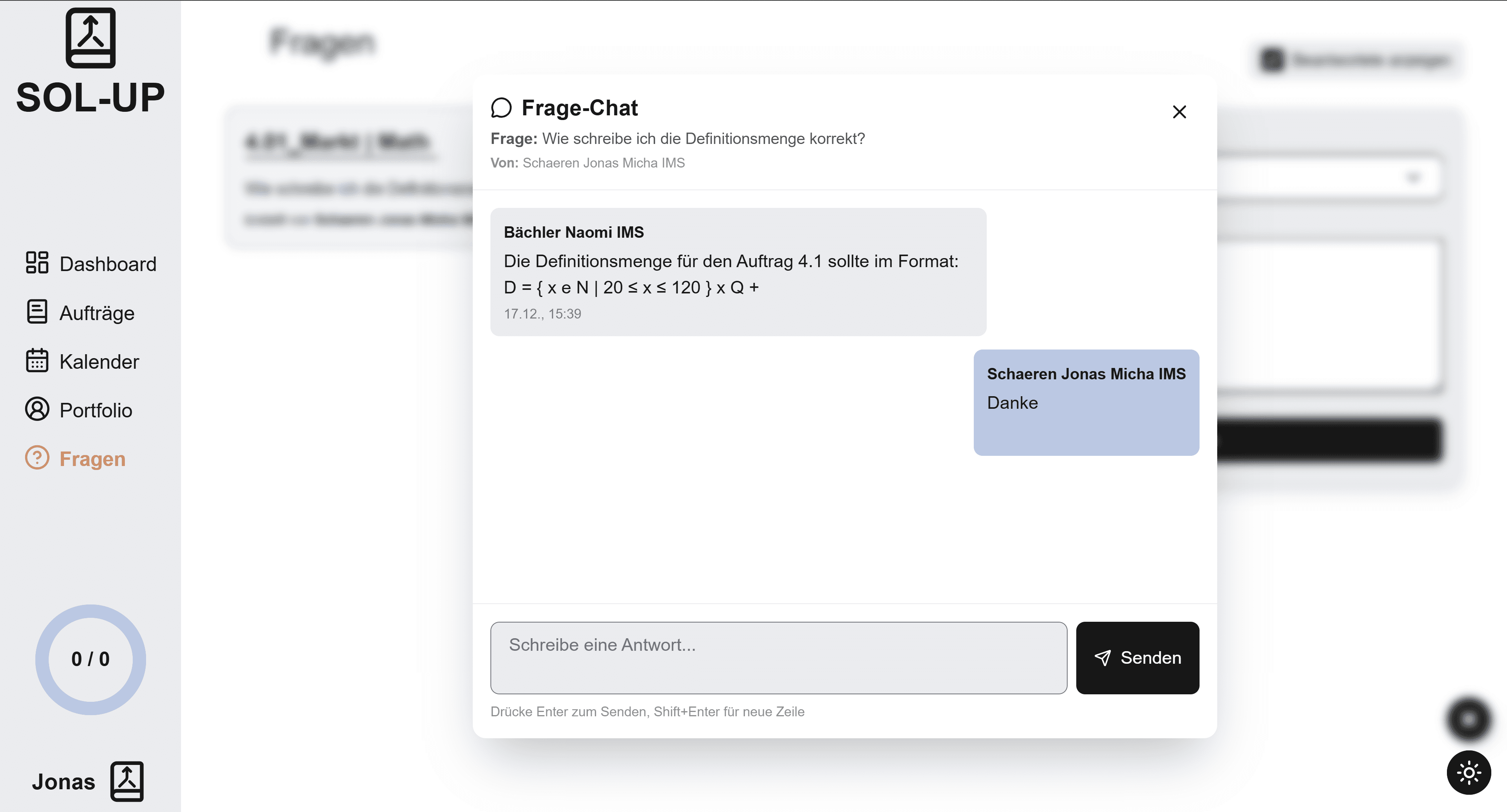 Fragen-Seite mit Chat-Popup